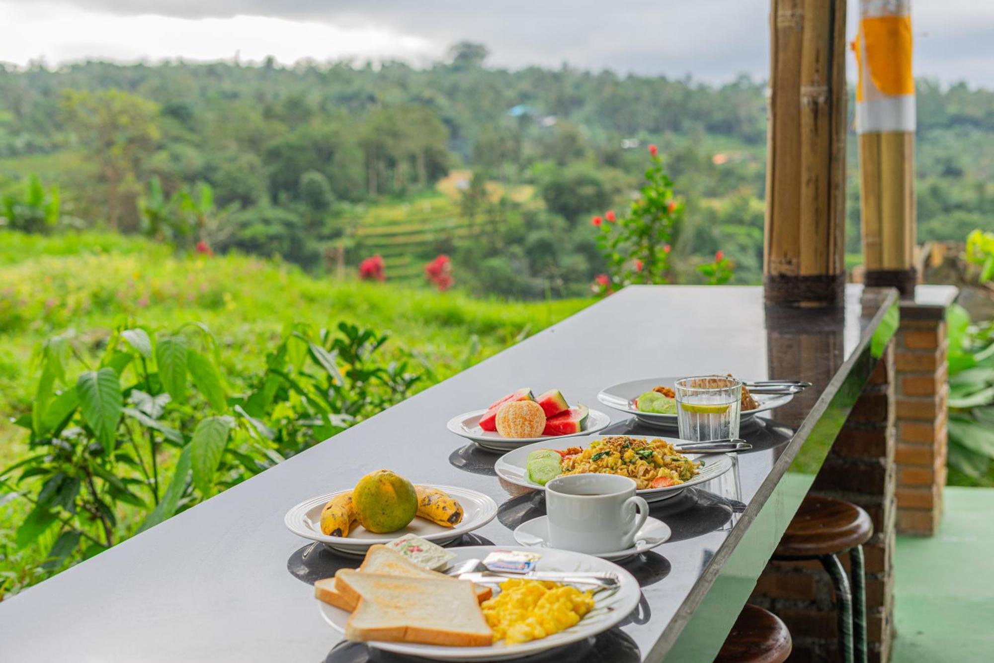 Santya Loka Lodge & Twin Waterfall Jatiluwih Buitenkant foto
